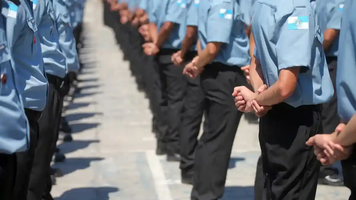 Até quantos anos pode prestar concurso para Polícia Militar