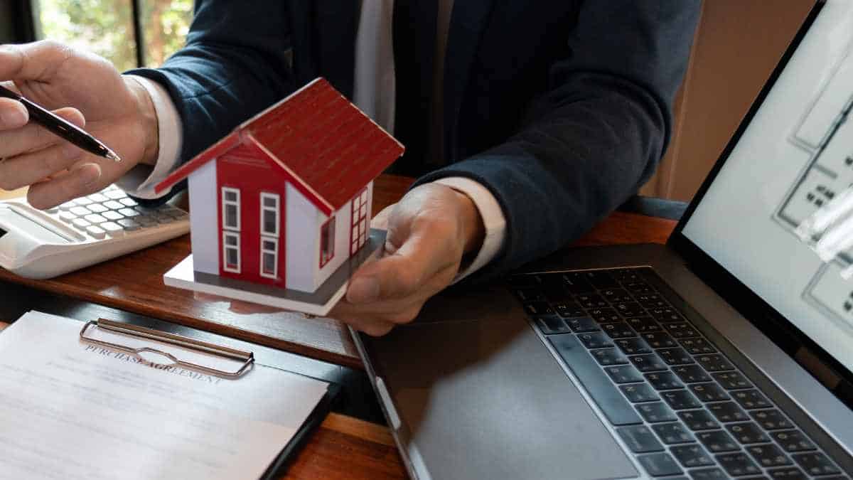 Curso prático de direito imobiliário para advogados