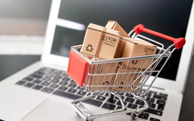 Como está o crescimento do e-commerce no Brasil? Entenda o panorama e a projeção do setor