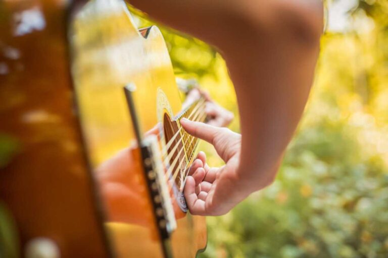 Explorando os Encantos da Música Popular Brasileira